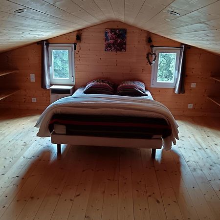 Chalet 50M2 Climatise Montjoyer Buitenkant foto